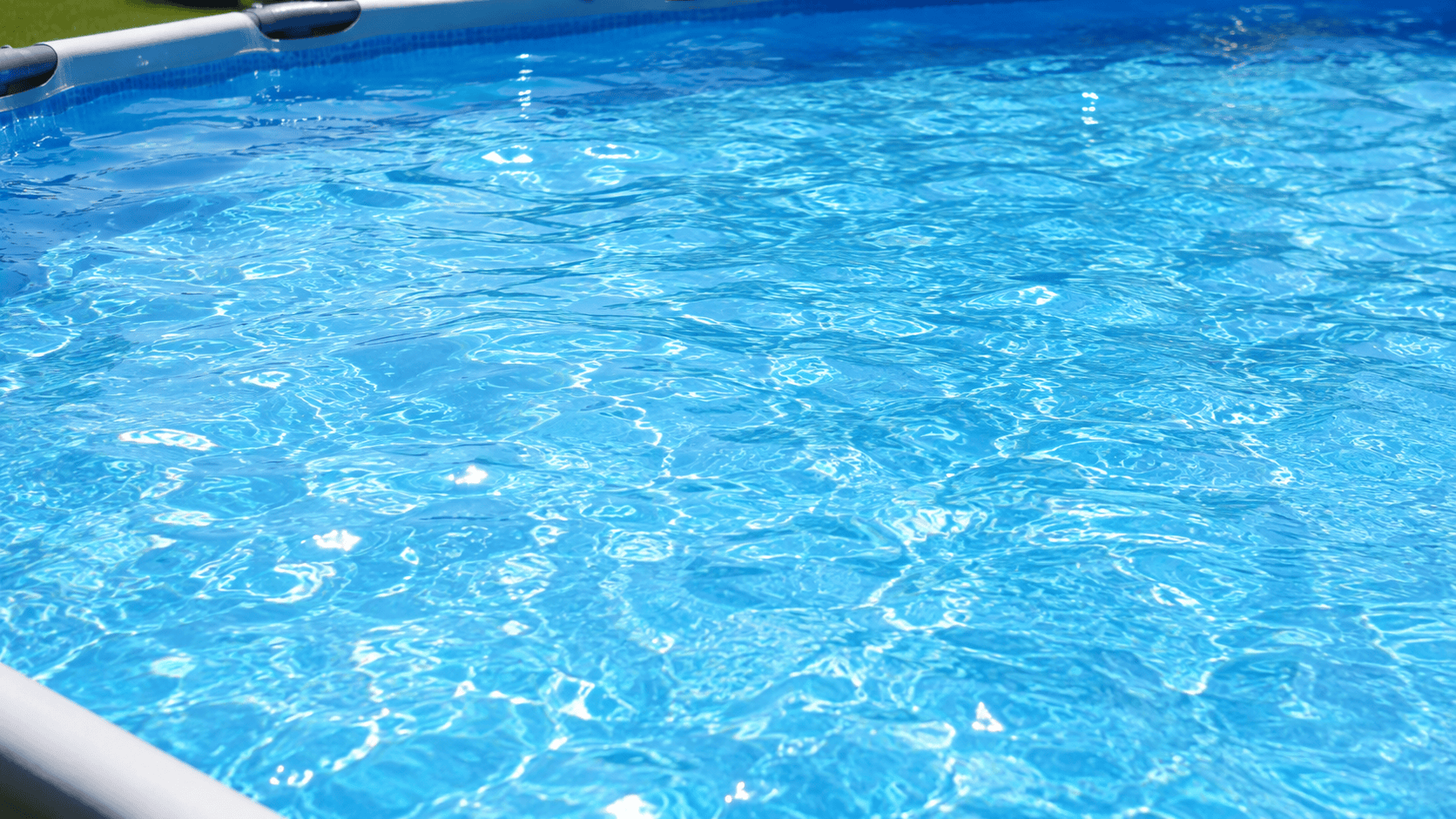 Ab in den Pool